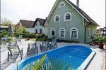 Ferienhaus mit Pool